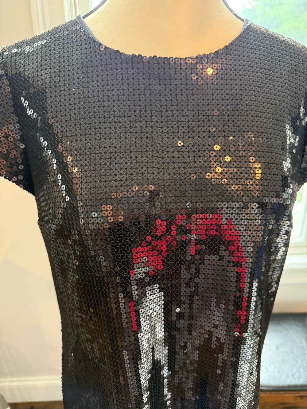 Nicole by Nicole Miller Platinum Black Sequin Short Sleeve Shift Dress Size 8